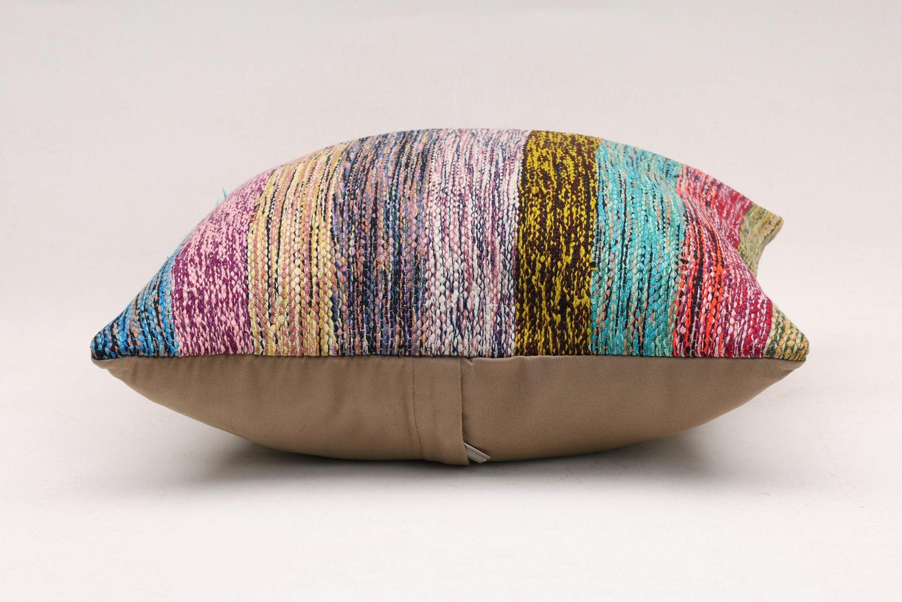 16''16'' (40x40 cm) Kilim Pillows - Vintage Handmade Kilim Pillows - Vintage Handmade Kilim Rugs - It is 100% wool. Artistic and historical rugs. Old handwoven rugs.