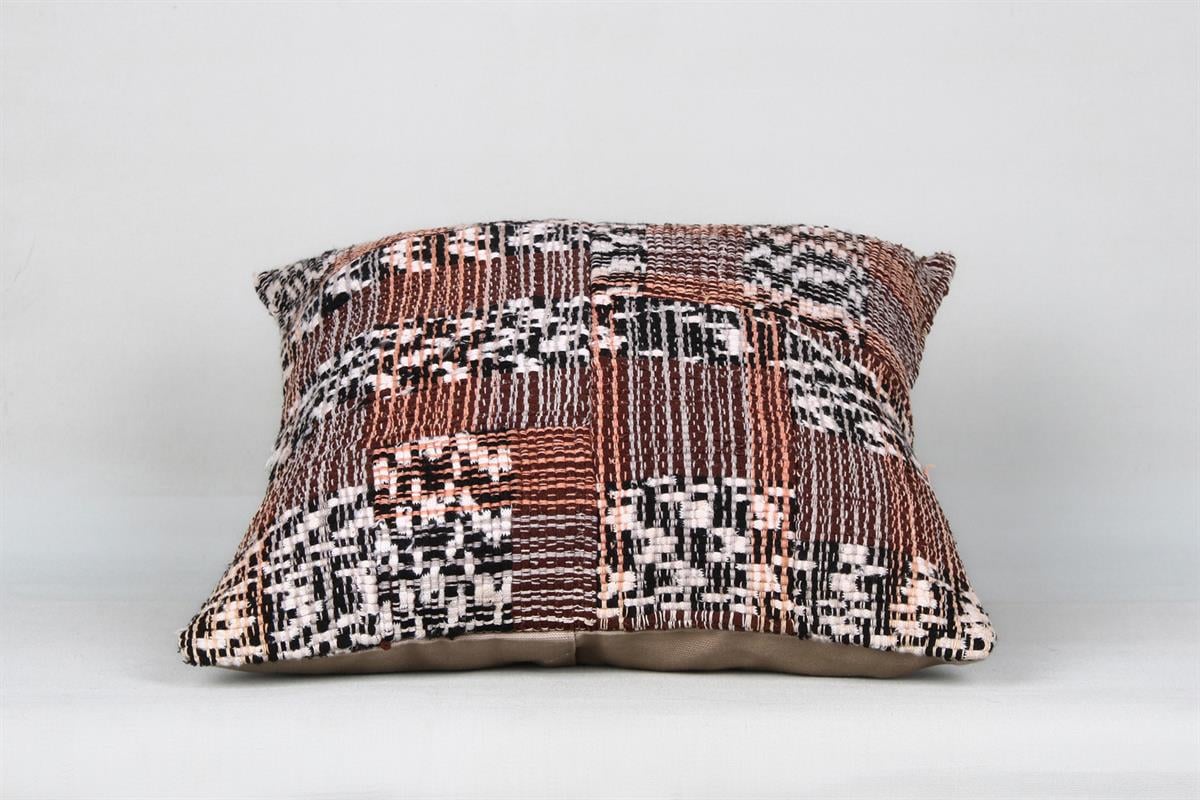 16''16'' (40x40 cm) Kilim Pillows - Vintage Handmade Kilim Pillows - Vintage Handmade Kilim Rugs - It is 100% wool. Artistic and historical rugs. Old handwoven rugs.