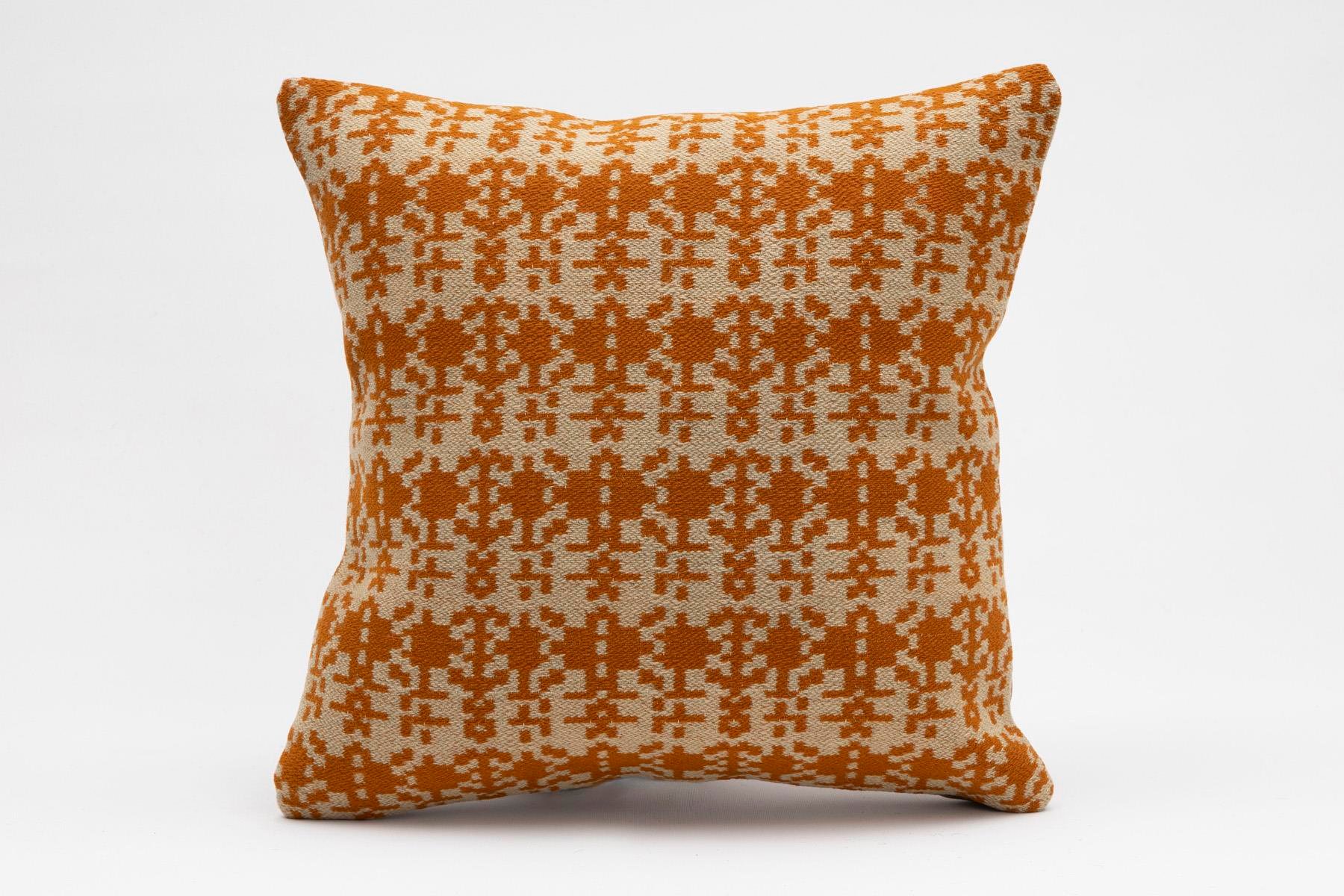 16''16'' (40x40 cm) Kilim Pillows - Vintage Handmade Kilim Pillows - Vintage Handmade Kilim Rugs - It is 100% wool. Artistic and historical rugs. Old handwoven rugs.