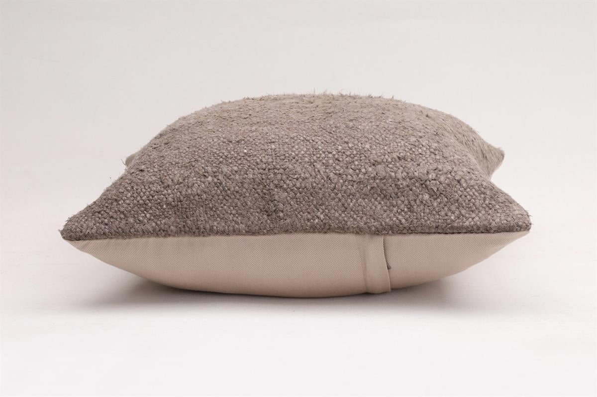 16''16'' (40x40 cm) Kilim Pillows - Vintage Handmade Kilim Pillows - Vintage Handmade Kilim Rugs - It is 100% wool. Artistic and historical rugs. Old handwoven rugs.