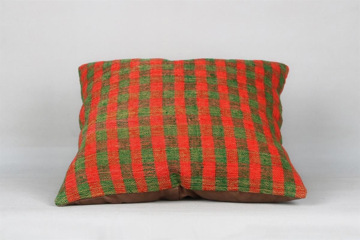 16''16'' (40x40 cm) Kilim Pillows - Vintage Handmade Kilim Pillows - Vintage Handmade Kilim Rugs - It is 100% wool. Artistic and historical rugs. Old handwoven rugs.