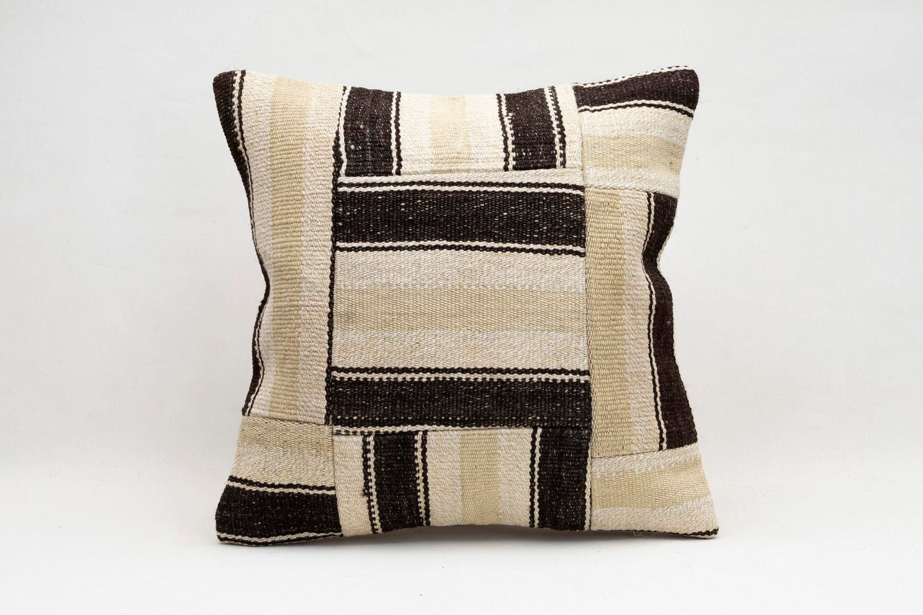 16''16'' (40x40 cm) Kilim Pillows - Vintage Handmade Kilim Pillows - Vintage Handmade Kilim Rugs - It is 100% wool. Artistic and historical rugs. Old handwoven rugs.