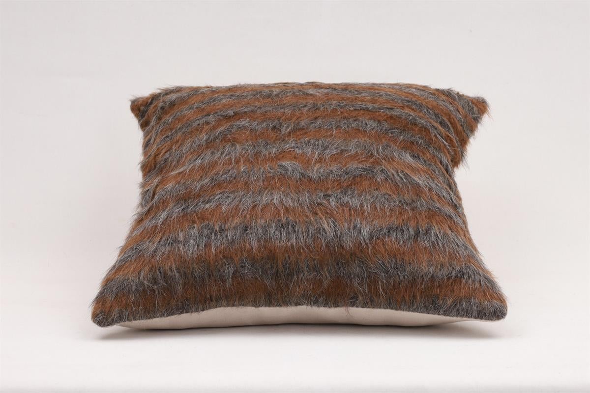 16''16'' (40x40 cm) Kilim Pillows - Vintage Handmade Kilim Pillows - Vintage Handmade Kilim Rugs - It is 100% wool. Artistic and historical rugs. Old handwoven rugs.