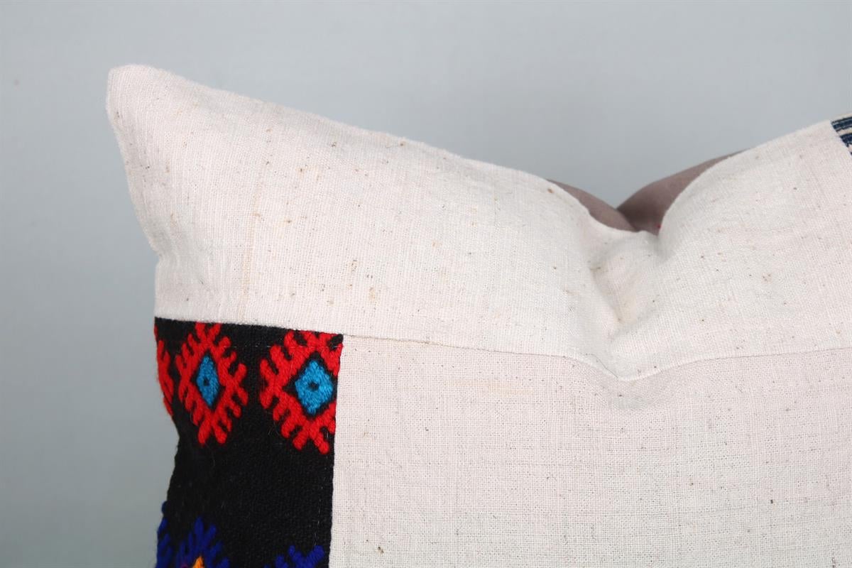 16''16'' (40x40 cm) Kilim Pillows - Vintage Handmade Kilim Pillows - Vintage Handmade Kilim Rugs - It is 100% wool. Artistic and historical rugs. Old handwoven rugs.