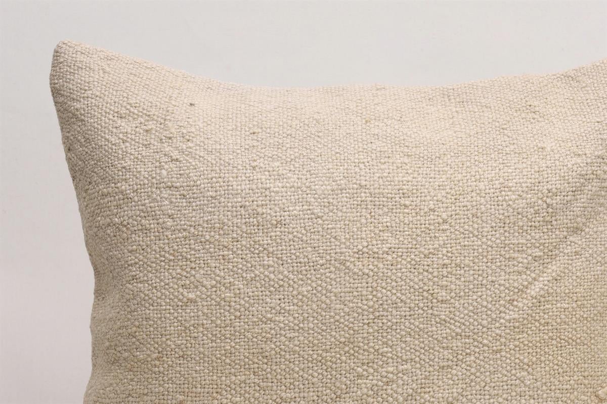 16''16'' (40x40 cm) Kilim Pillows - Vintage Handmade Kilim Pillows - Vintage Handmade Kilim Rugs - It is 100% wool. Artistic and historical rugs. Old handwoven rugs.