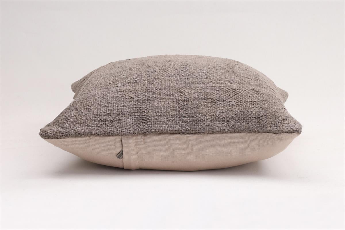 16''16'' (40x40 cm) Kilim Pillows - Vintage Handmade Kilim Pillows - Vintage Handmade Kilim Rugs - It is 100% wool. Artistic and historical rugs. Old handwoven rugs.