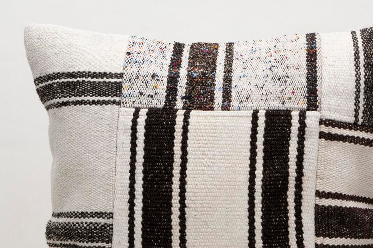 16''16'' (40x40 cm) Kilim Pillows - Vintage Handmade Kilim Pillows - Vintage Handmade Kilim Rugs - It is 100% wool. Artistic and historical rugs. Old handwoven rugs.