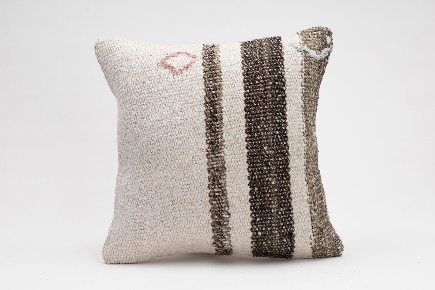 16''16'' (40x40 cm) Kilim Pillows - Vintage Handmade Kilim Pillows - Vintage Handmade Kilim Rugs - It is 100% wool. Artistic and historical rugs. Old handwoven rugs.