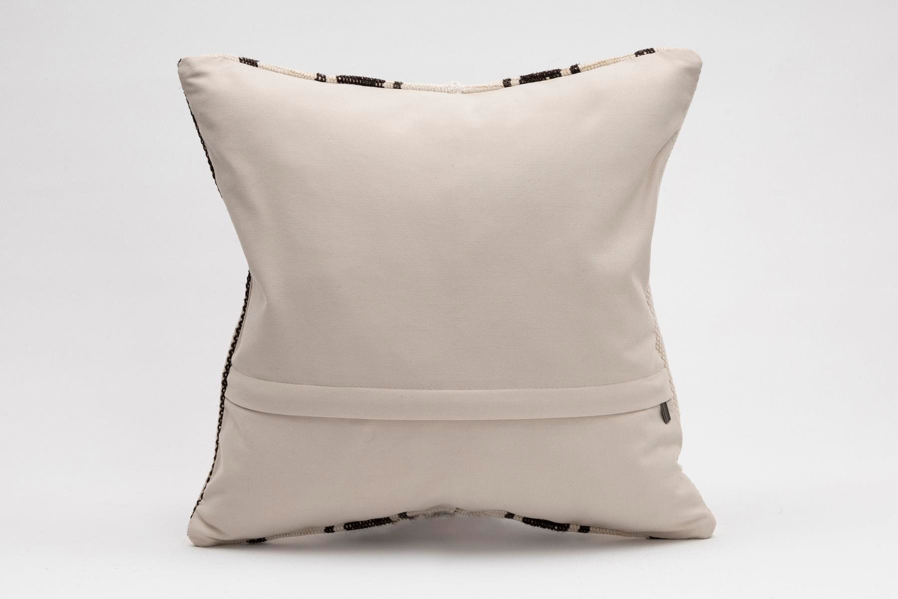 16''16'' (40x40 cm) Kilim Pillows - Vintage Handmade Kilim Pillows - Vintage Handmade Kilim Rugs - It is 100% wool. Artistic and historical rugs. Old handwoven rugs.