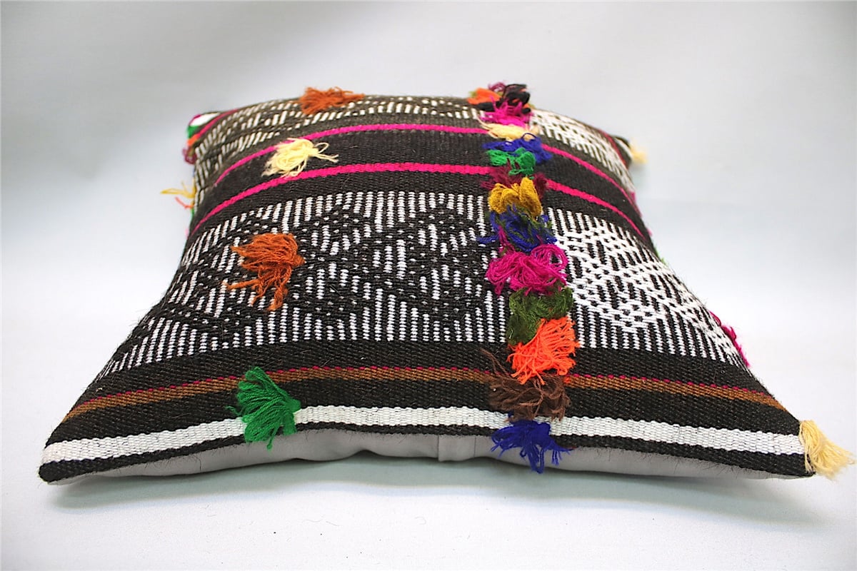 16x16 inches (40x40 cm) Kilim Pillow