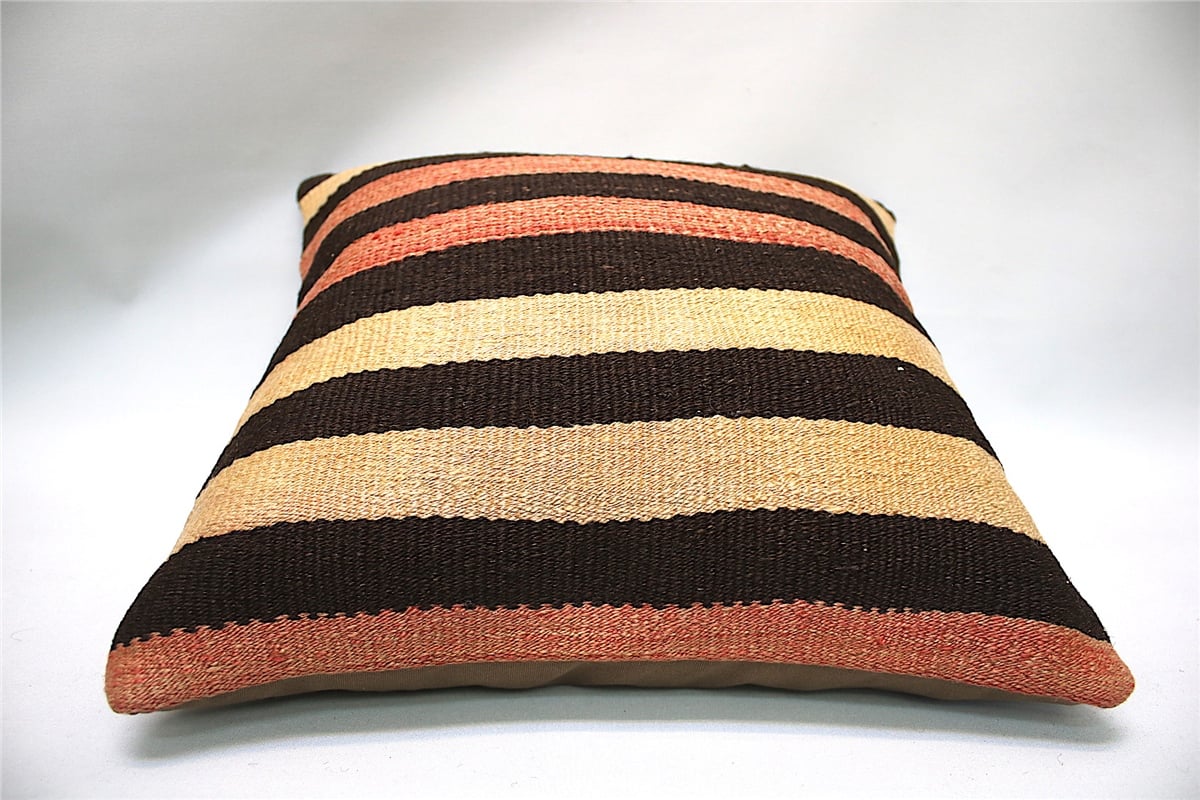 16x16 inches (40x40 cm) Kilim Pillow