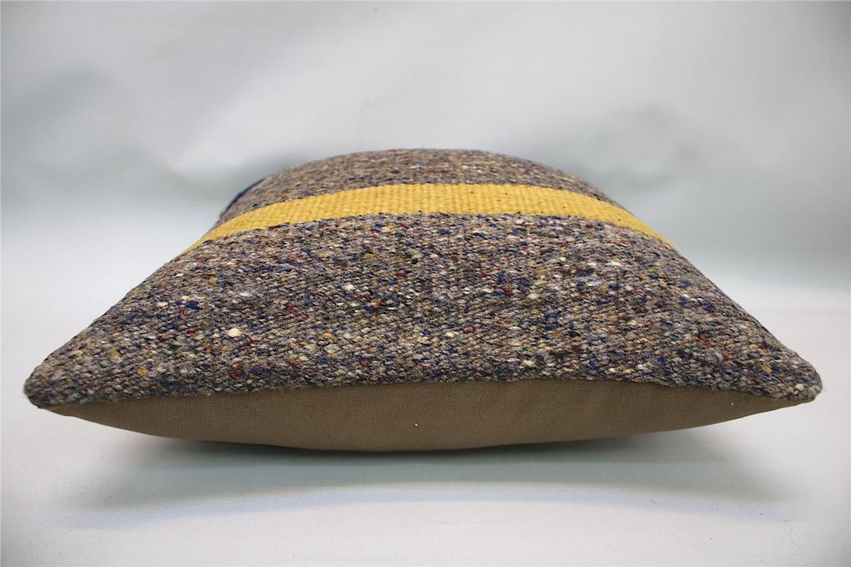 16x16 inches (40x40 cm) Kilim Pillow