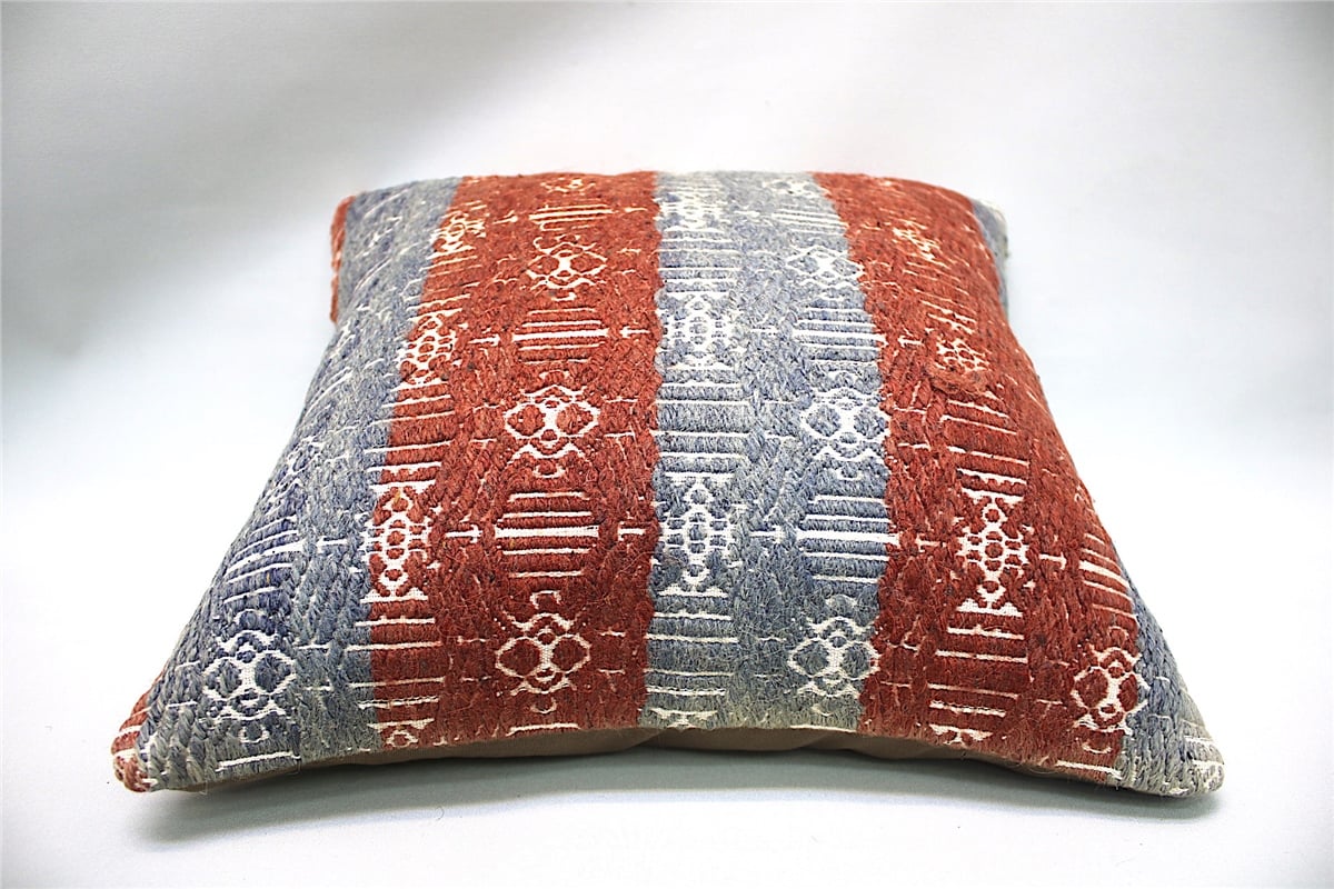 16x16 inches (40x40 cm) Kilim Pillow