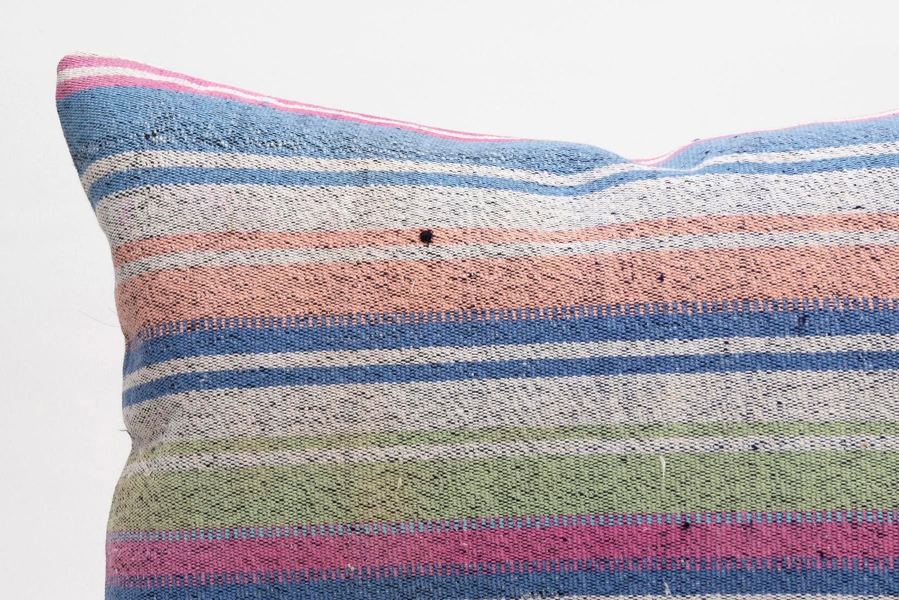 16''24'' (40x60 cm) Kilim Pillows - Vintage Handmade Kilim Pillows - Vintage Handmade Kilim Rugs - It is 100% wool. Artistic and historical rugs. Old handwoven rugs.
