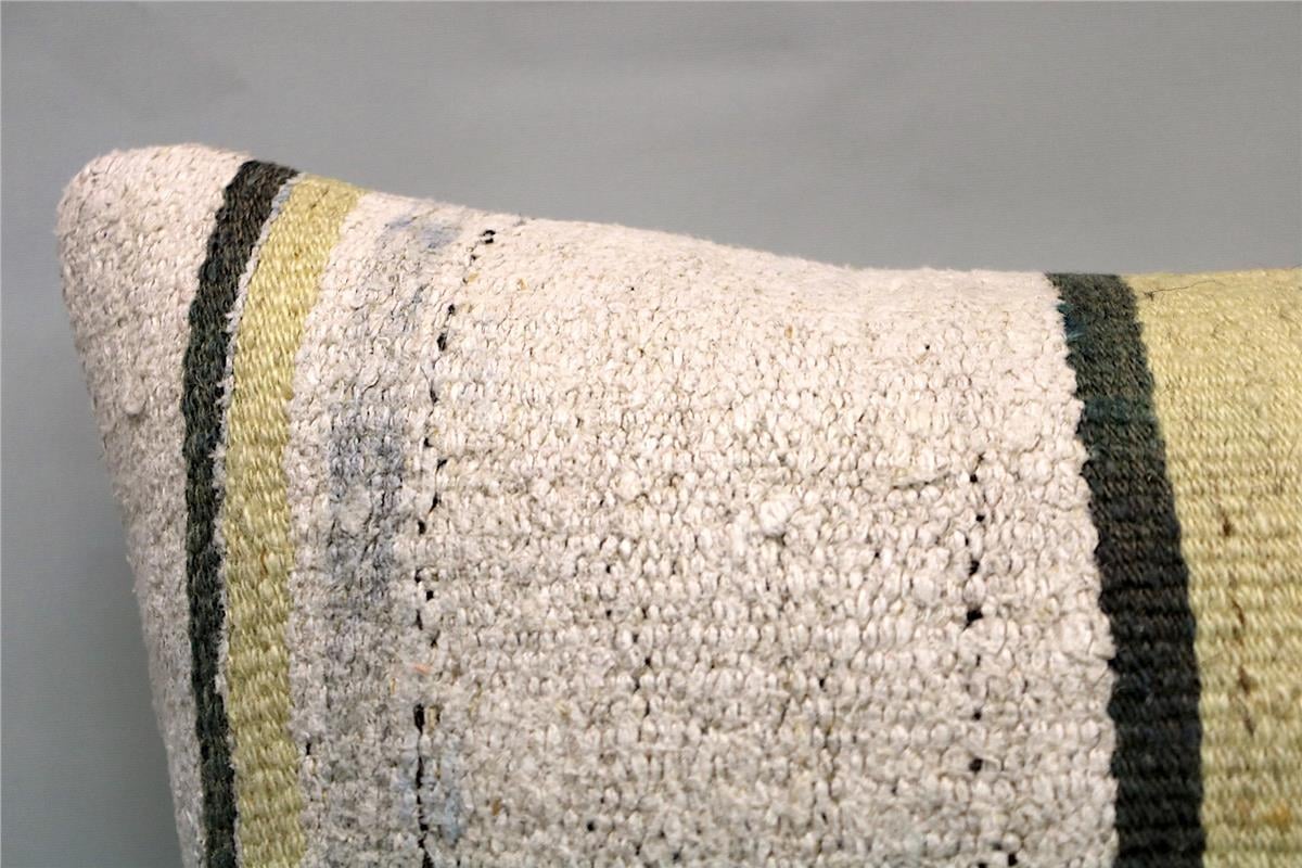 16''24'' (40x60 cm) Kilim Pillows - Vintage Handmade Kilim Pillows - Vintage Handmade Kilim Rugs - It is 100% wool. Artistic and historical rugs. Old handwoven rugs.