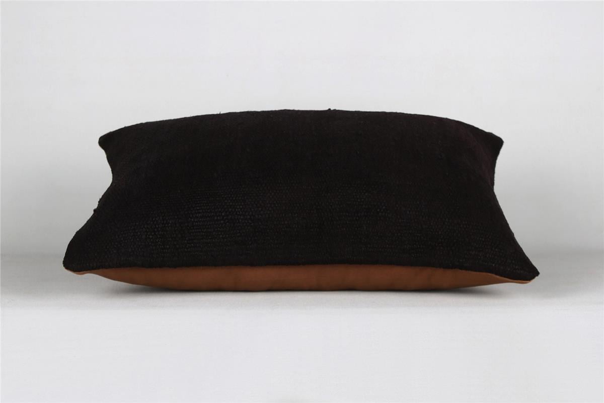 16''24'' (40x60 cm) Kilim Pillows - Vintage Handmade Kilim Pillows - Vintage Handmade Kilim Rugs - It is 100% wool. Artistic and historical rugs. Old handwoven rugs.