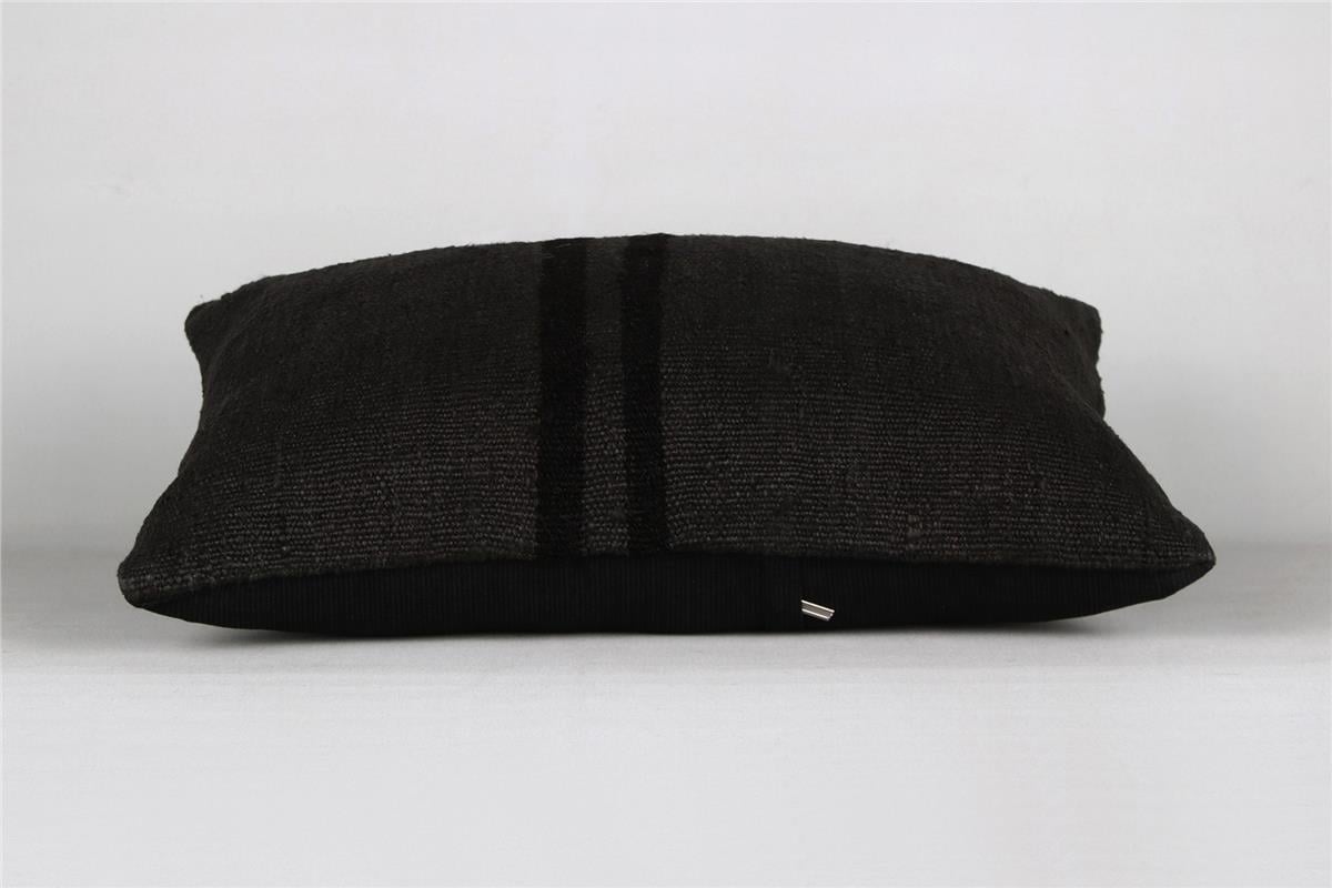 16''24'' (40x60 cm) Kilim Pillows - Vintage Handmade Kilim Pillows - Vintage Handmade Kilim Rugs - It is 100% wool. Artistic and historical rugs. Old handwoven rugs.