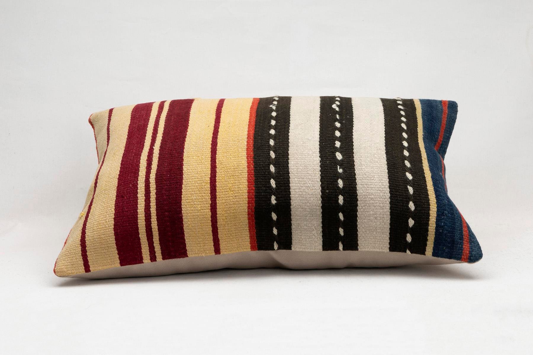 16''24'' (40x60 cm) Kilim Pillows - Vintage Handmade Kilim Pillows - Vintage Handmade Kilim Rugs - It is 100% wool. Artistic and historical rugs. Old handwoven rugs.