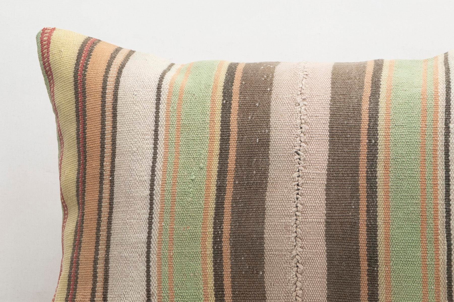 16''24'' (40x60 cm) Kilim Pillows - Vintage Handmade Kilim Pillows - Vintage Handmade Kilim Rugs - It is 100% wool. Artistic and historical rugs. Old handwoven rugs.