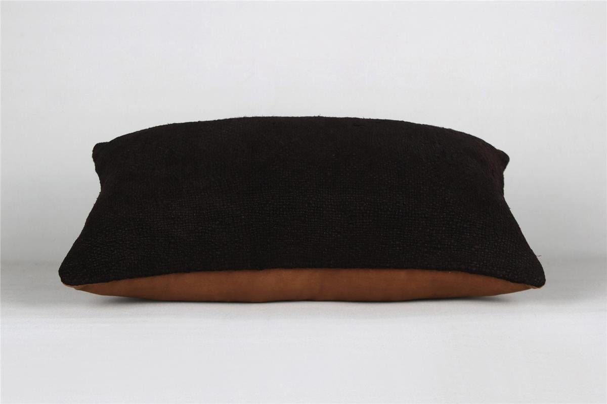 16''24'' (40x60 cm) Kilim Pillows - Vintage Handmade Kilim Pillows - Vintage Handmade Kilim Rugs - It is 100% wool. Artistic and historical rugs. Old handwoven rugs.