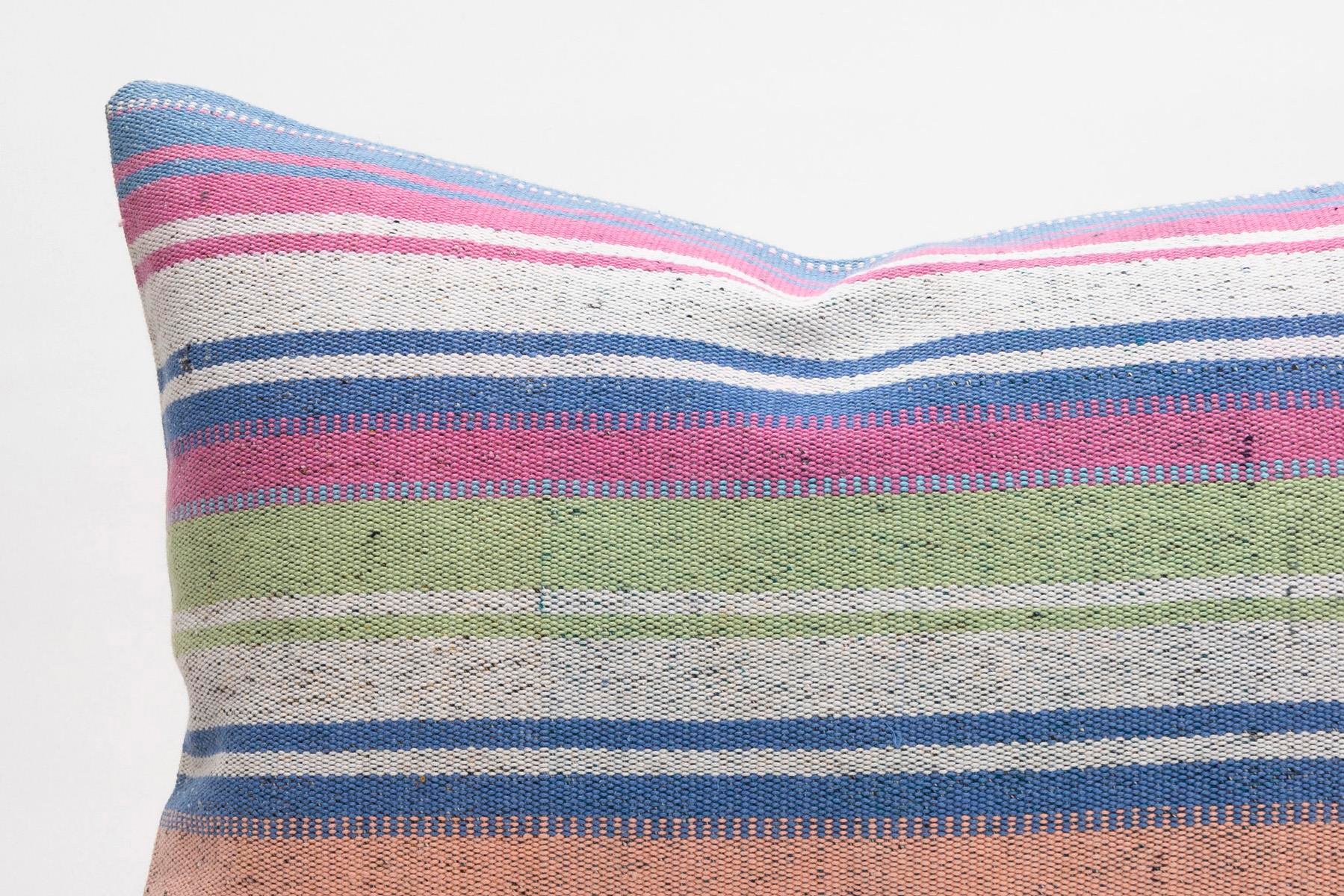 16''24'' (40x60 cm) Kilim Pillows - Vintage Handmade Kilim Pillows - Vintage Handmade Kilim Rugs - It is 100% wool. Artistic and historical rugs. Old handwoven rugs.