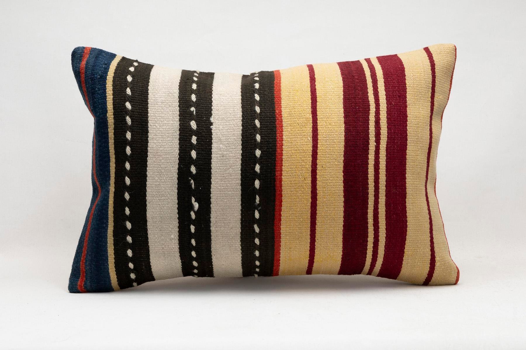 16''24'' (40x60 cm) Kilim Pillows - Vintage Handmade Kilim Pillows - Vintage Handmade Kilim Rugs - It is 100% wool. Artistic and historical rugs. Old handwoven rugs.