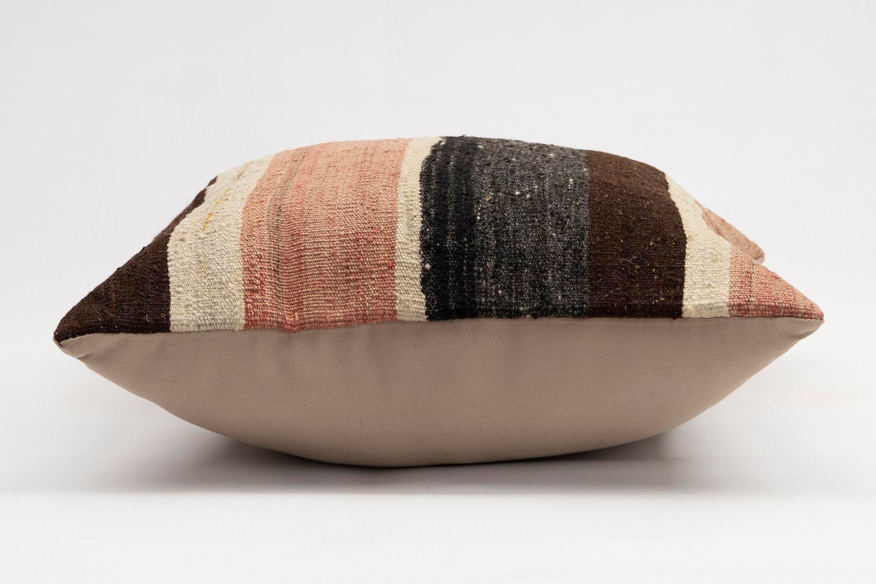 18x18 inches (45x45 cm) Kilim Pillow | KILIM WHOLESALE - Vintage Handmade Pillows - Vintage Handmade Kilim Rugs - It is 100% wool. Artistic and historical rugs. Old handwoven rugs. - Online hand woven rugs and kilim cushions sales. Shipping to a