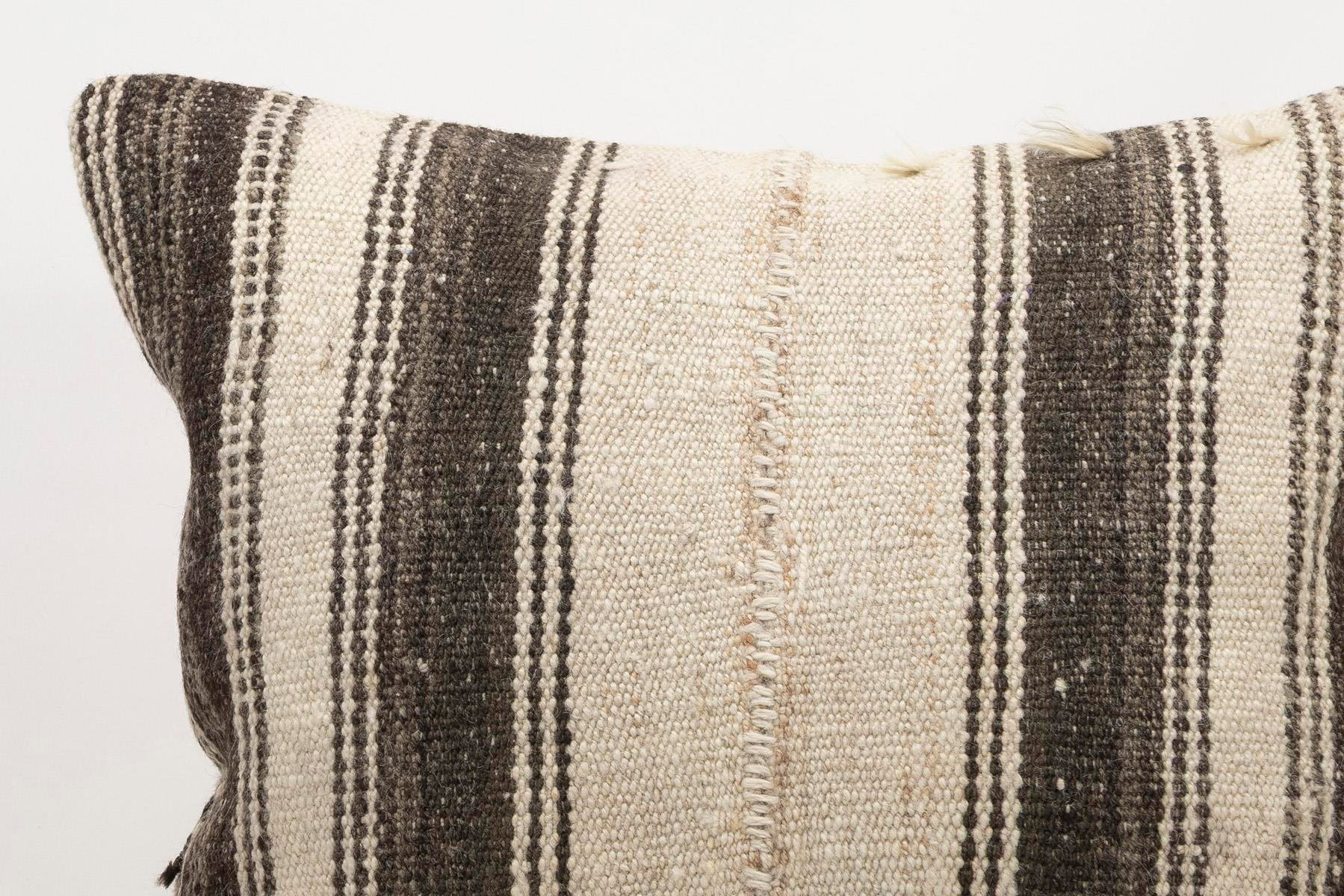 20x20 inches (50x50 cm) Kilim Pillow | KILIM WHOLESALE - Vintage Handmade Pillows - Vintage Handmade Kilim Rugs - It is 100% wool. Artistic and historical rugs. Old handwoven rugs. - Online hand woven rugs and kilim cushions sales. Shipping to a