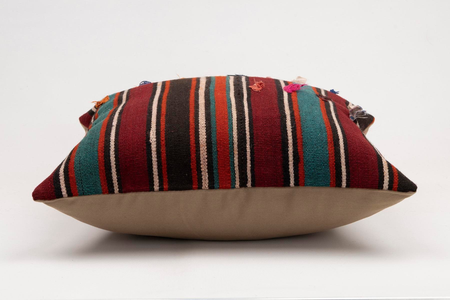 20x20 inches (50x50 cm) Kilim Pillow | KILIM WHOLESALE - Vintage Handmade Pillows - Vintage Handmade Kilim Rugs - It is 100% wool. Artistic and historical rugs. Old handwoven rugs. - Online hand woven rugs and kilim cushions sales. Shipping to a