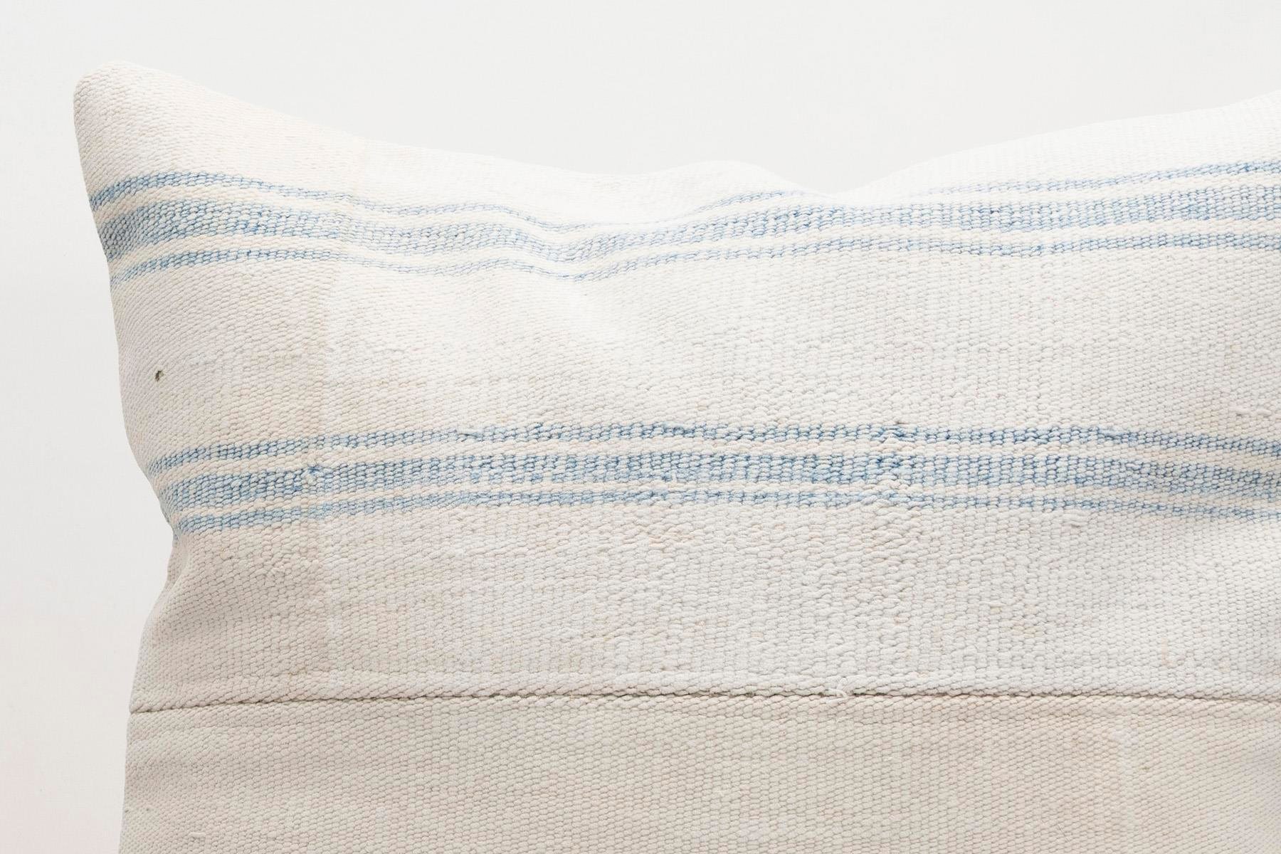 20x20 inches (50x50 cm) Kilim Pillow | KILIM WHOLESALE - Vintage Handmade Pillows - Vintage Handmade Kilim Rugs - It is 100% wool. Artistic and historical rugs. Old handwoven rugs. - Online hand woven rugs and kilim cushions sales. Shipping to a