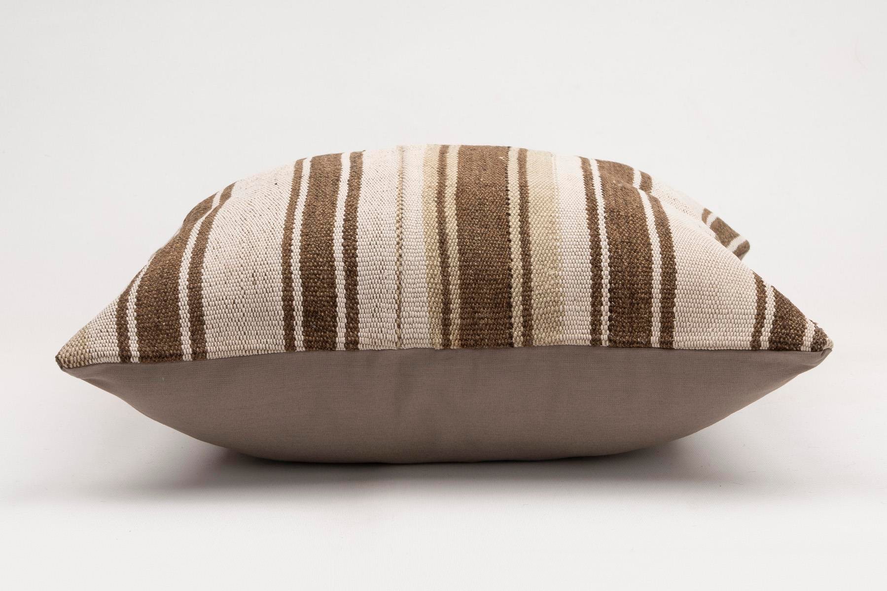 20x20 inches (50x50 cm) Kilim Pillow | KILIM WHOLESALE - Vintage Handmade Pillows - Vintage Handmade Kilim Rugs - It is 100% wool. Artistic and historical rugs. Old handwoven rugs. - Online hand woven rugs and kilim cushions sales. Shipping to a