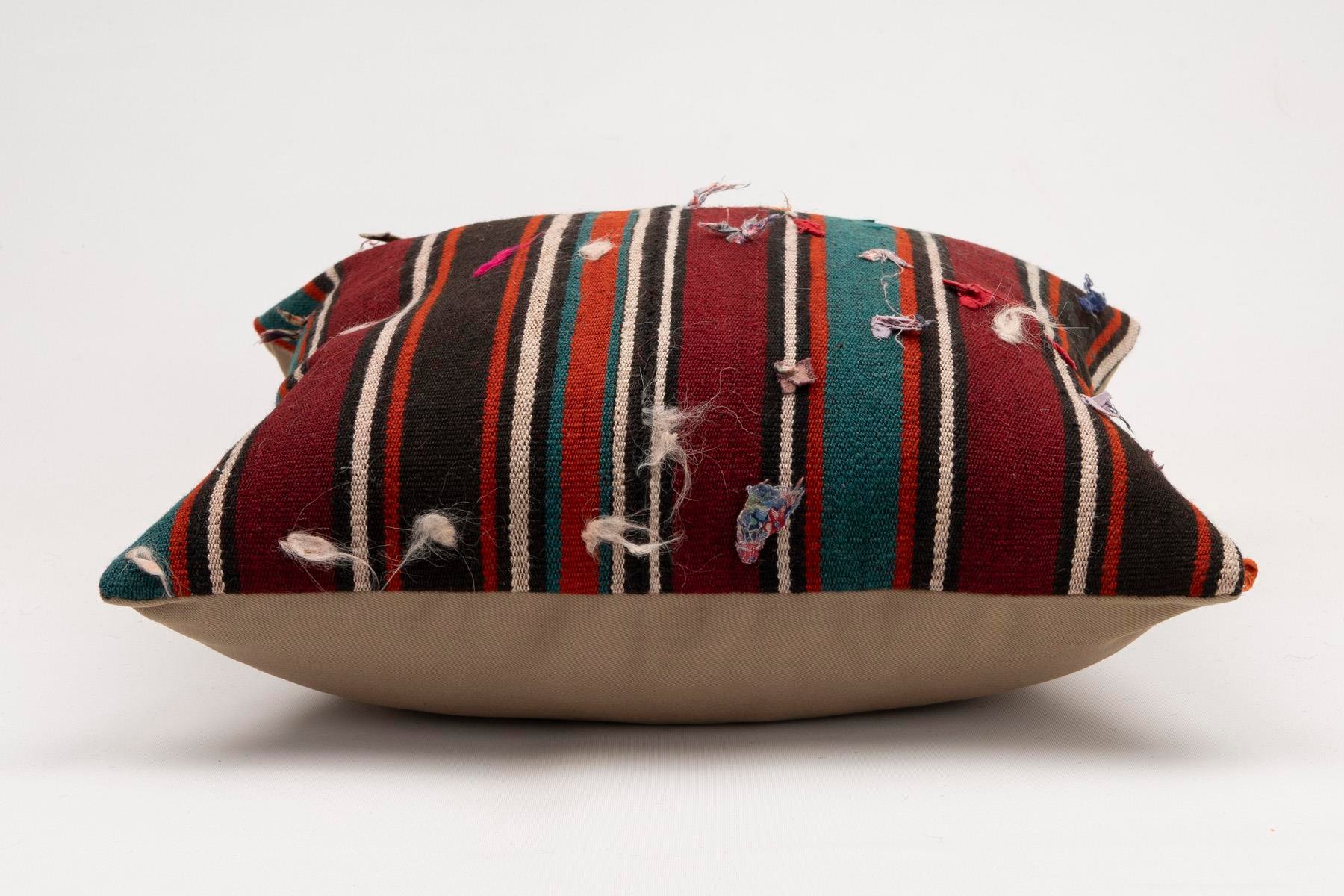 20x20 inches (50x50 cm) Kilim Pillow | KILIM WHOLESALE - Vintage Handmade Pillows - Vintage Handmade Kilim Rugs - It is 100% wool. Artistic and historical rugs. Old handwoven rugs. - Online hand woven rugs and kilim cushions sales. Shipping to a