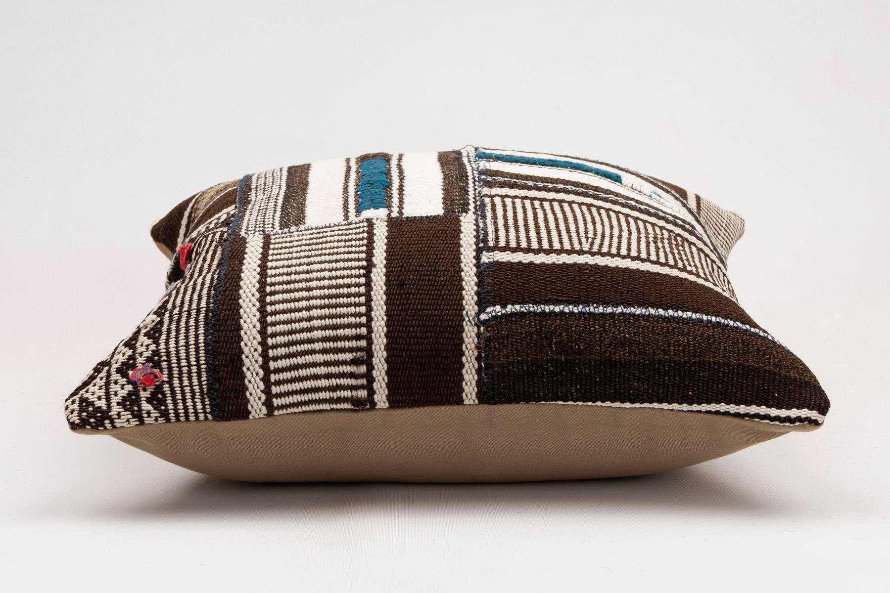 20x20 inches (50x50 cm) Kilim Pillow | KILIM WHOLESALE - Vintage Handmade Pillows - Vintage Handmade Kilim Rugs - It is 100% wool. Artistic and historical rugs. Old handwoven rugs. - Online hand woven rugs and kilim cushions sales. Shipping to a