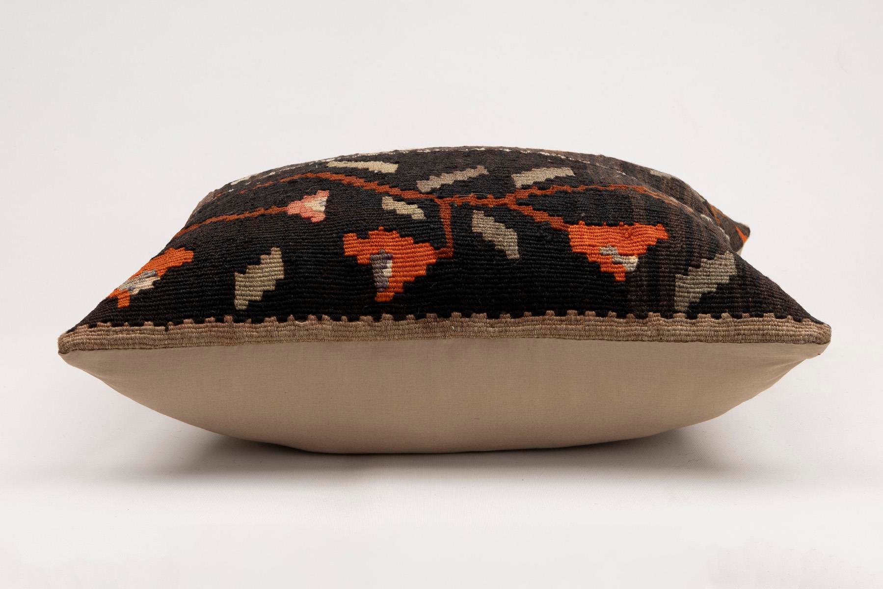 20x20 inches (50x50 cm) Kilim Pillow | KILIM WHOLESALE - Vintage Handmade Pillows - Vintage Handmade Kilim Rugs - It is 100% wool. Artistic and historical rugs. Old handwoven rugs. - Online hand woven rugs and kilim cushions sales. Shipping to a