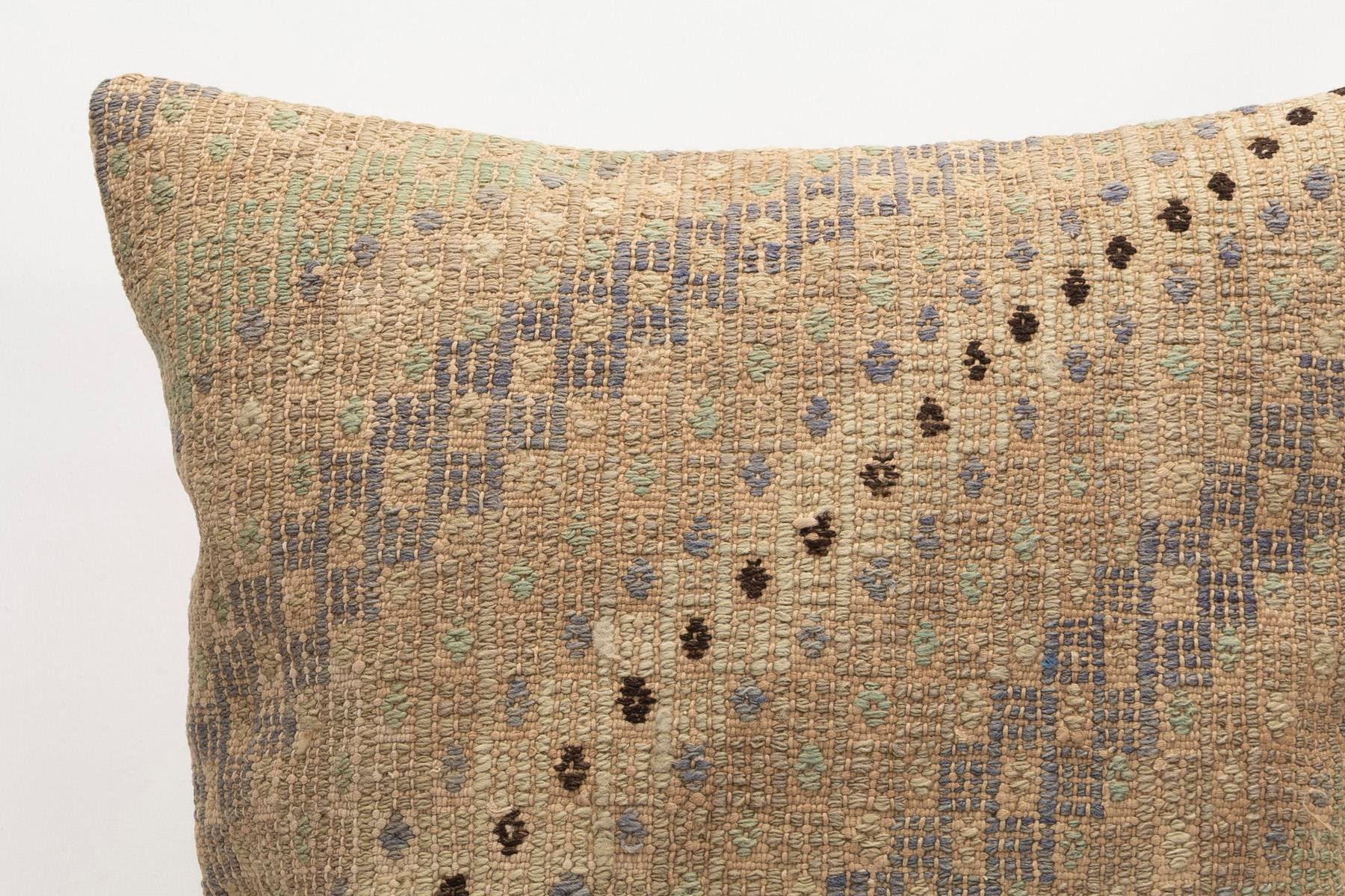 20x20 inches (50x50 cm) Kilim Pillow | KILIM WHOLESALE - Vintage Handmade Pillows - Vintage Handmade Kilim Rugs - It is 100% wool. Artistic and historical rugs. Old handwoven rugs. - Online hand woven rugs and kilim cushions sales. Shipping to a