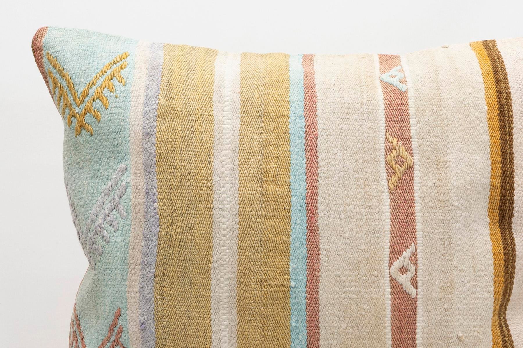 20x20 inches (50x50 cm) Kilim Pillow | KILIM WHOLESALE - Vintage Handmade Pillows - Vintage Handmade Kilim Rugs - It is 100% wool. Artistic and historical rugs. Old handwoven rugs. - Online hand woven rugs and kilim cushions sales. Shipping to a