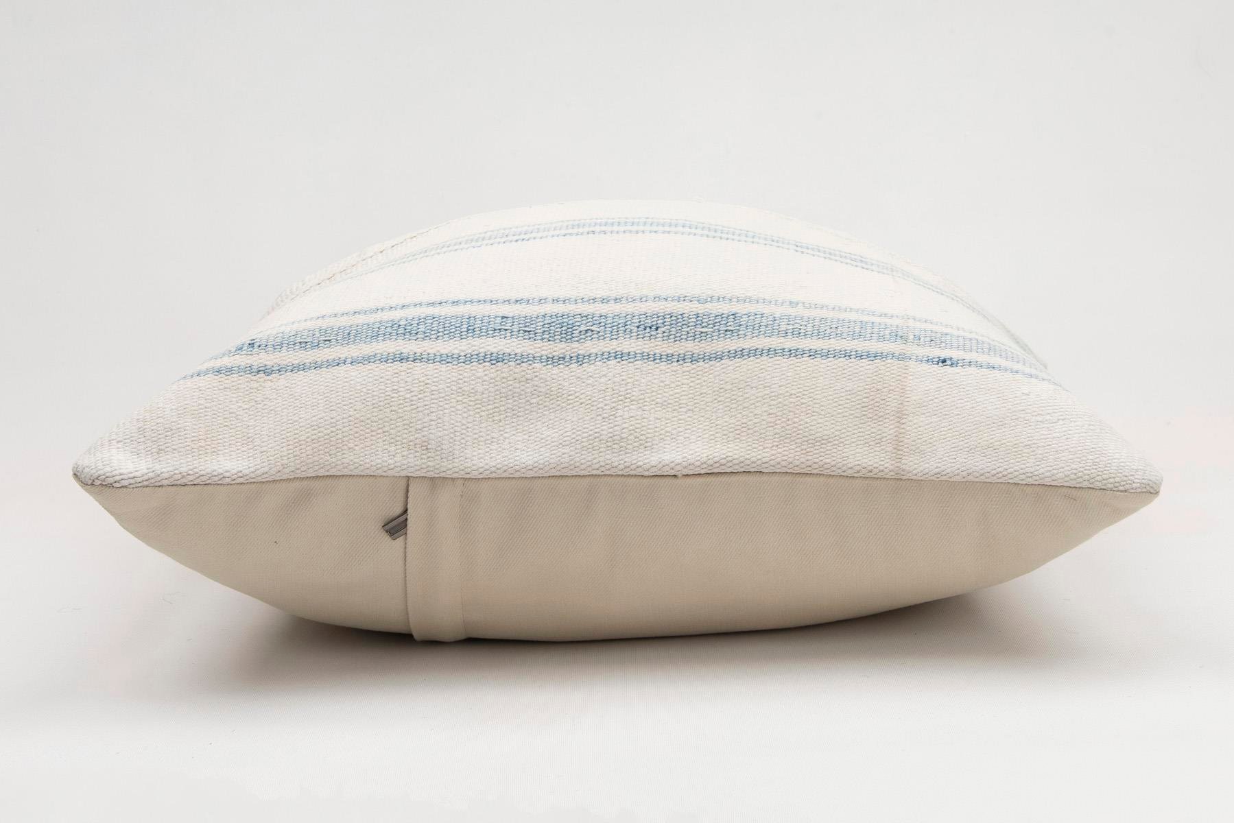 20x20 inches (50x50 cm) Kilim Pillow | KILIM WHOLESALE - Vintage Handmade Pillows - Vintage Handmade Kilim Rugs - It is 100% wool. Artistic and historical rugs. Old handwoven rugs. - Online hand woven rugs and kilim cushions sales. Shipping to a