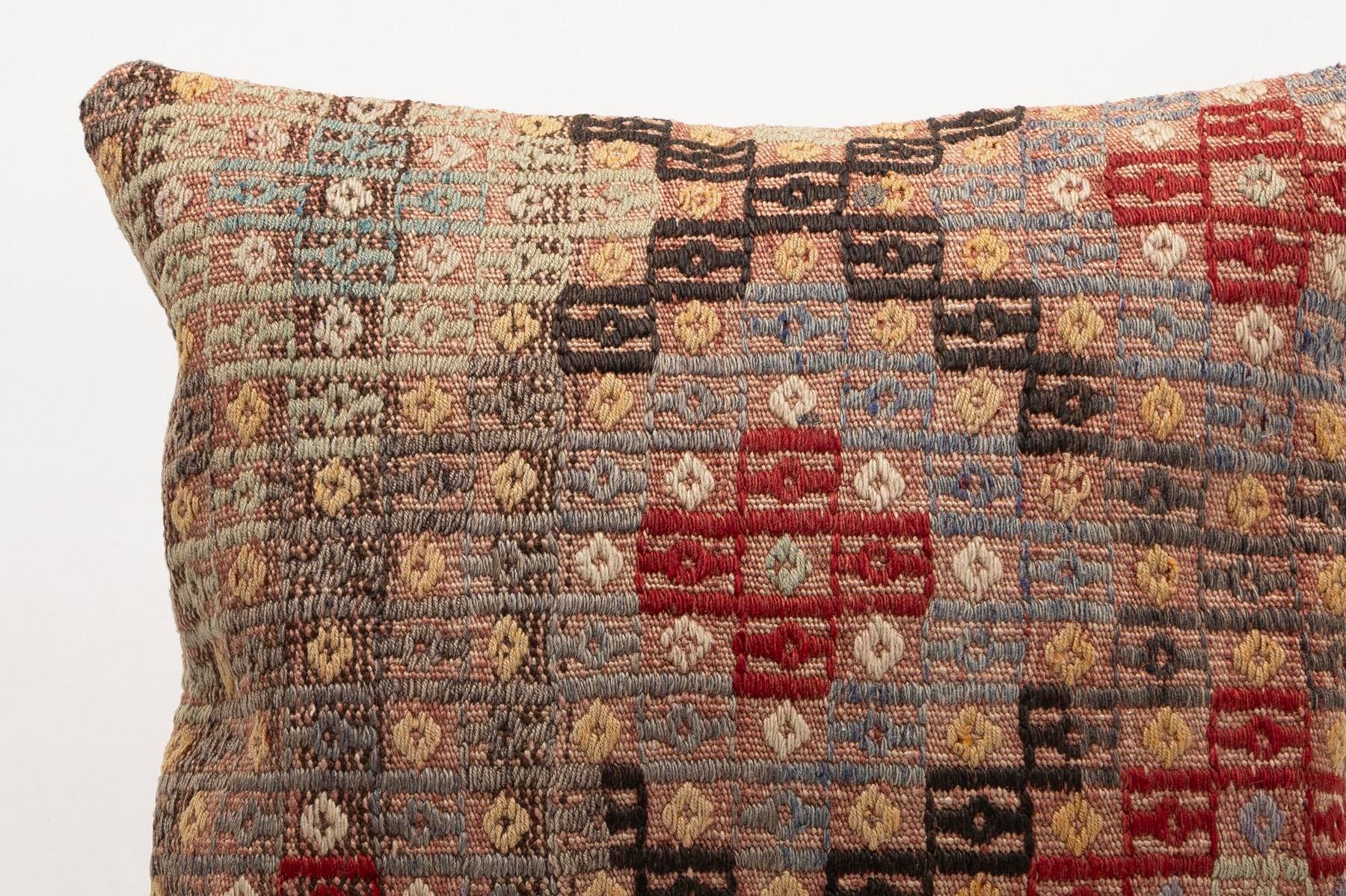 20x20 inches (50x50 cm) Kilim Pillow | KILIM WHOLESALE - Vintage Handmade Pillows - Vintage Handmade Kilim Rugs - It is 100% wool. Artistic and historical rugs. Old handwoven rugs. - Online hand woven rugs and kilim cushions sales. Shipping to a