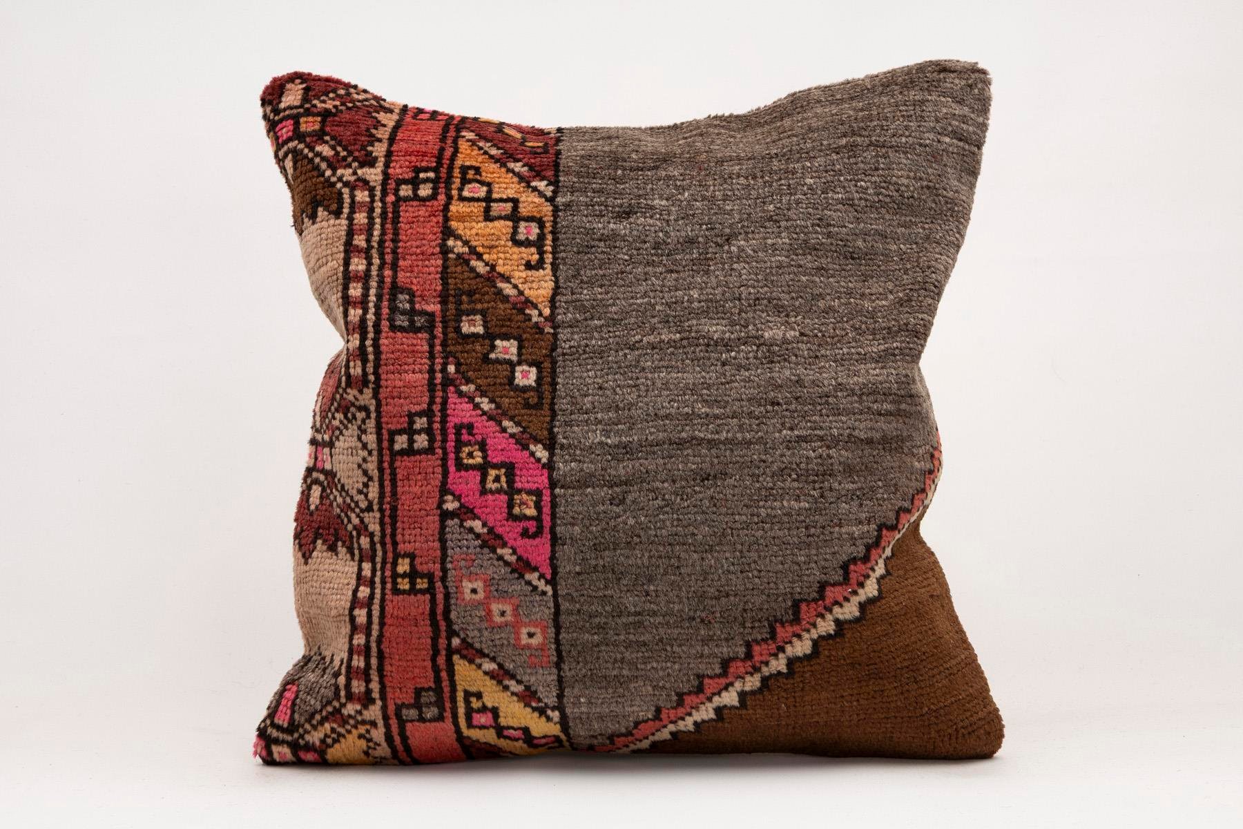 20x20 inches (50x50 cm) Kilim Pillow | KILIM WHOLESALE - Vintage Handmade Pillows - Vintage Handmade Kilim Rugs - It is 100% wool. Artistic and historical rugs. Old handwoven rugs. - Online hand woven rugs and kilim cushions sales. Shipping to a