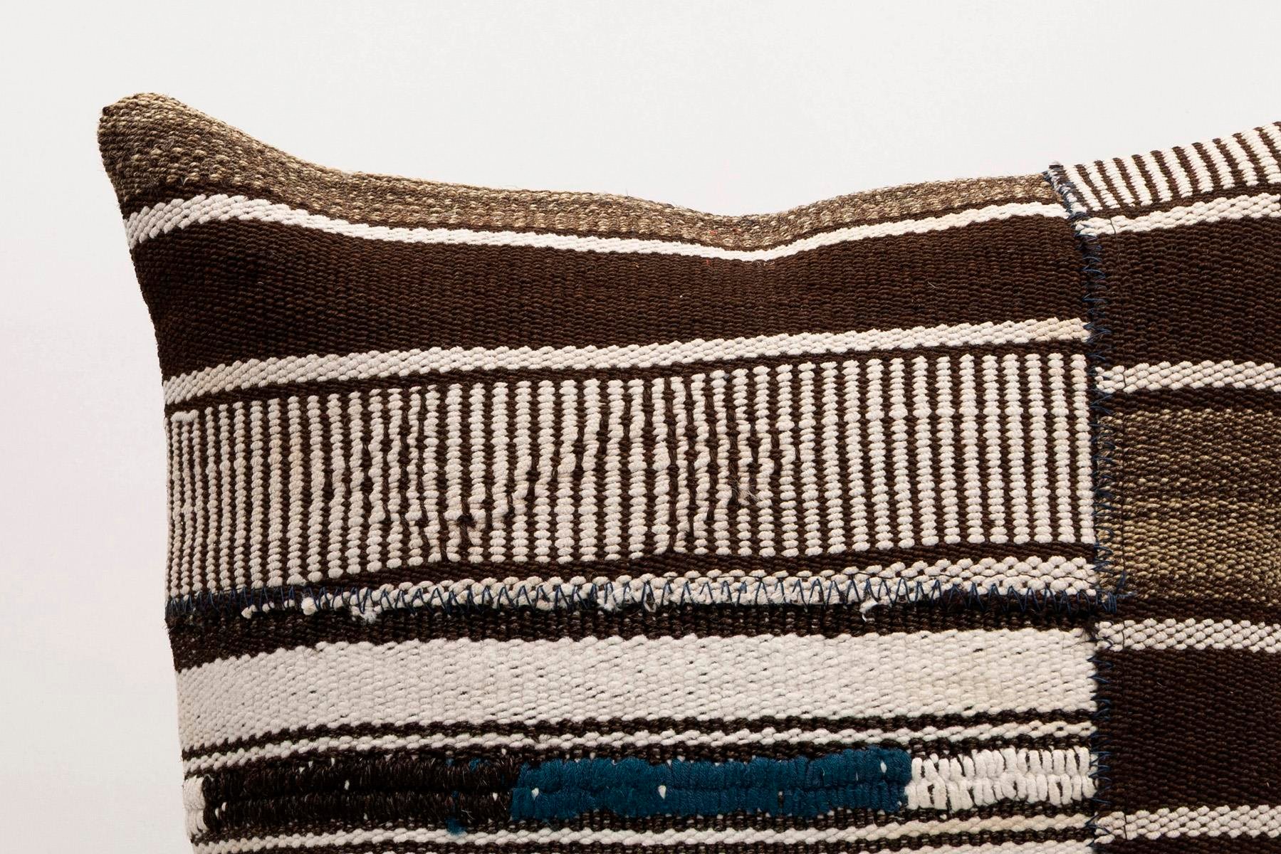 20x20 inches (50x50 cm) Kilim Pillow | KILIM WHOLESALE - Vintage Handmade Pillows - Vintage Handmade Kilim Rugs - It is 100% wool. Artistic and historical rugs. Old handwoven rugs. - Online hand woven rugs and kilim cushions sales. Shipping to a