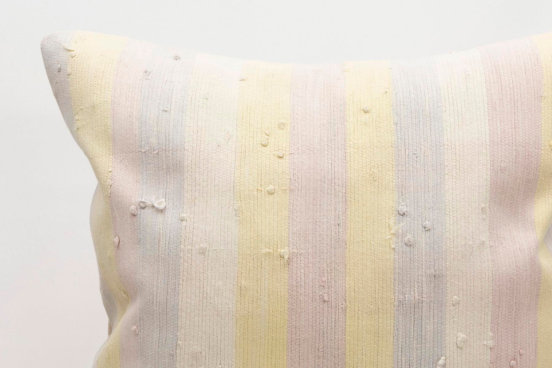 20x20 inches (50x50 cm) Kilim Pillow | KILIM WHOLESALE - Vintage Handmade Pillows - Vintage Handmade Kilim Rugs - It is 100% wool. Artistic and historical rugs. Old handwoven rugs. - Online hand woven rugs and kilim cushions sales. Shipping to a