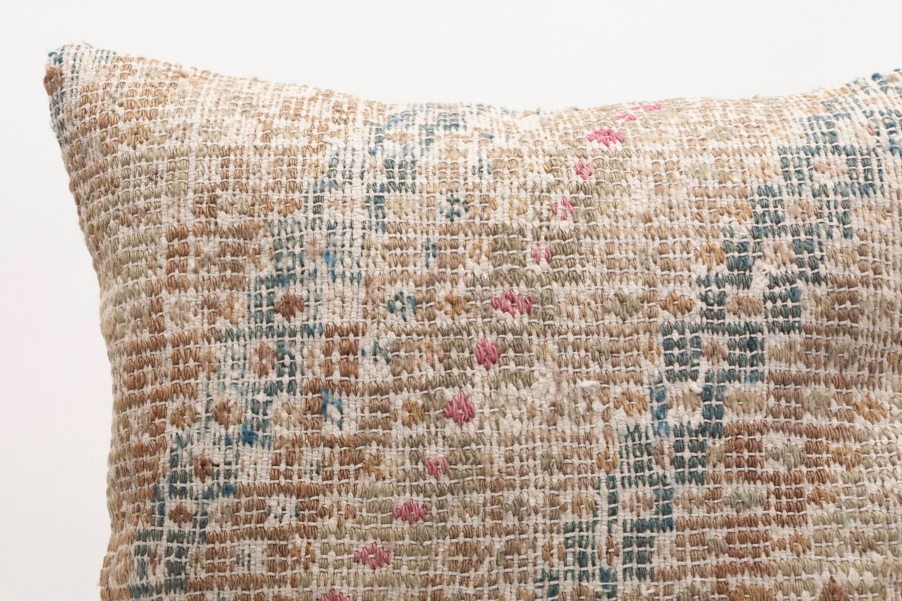 20x20 inches (50x50 cm) Kilim Pillow | KILIM WHOLESALE - Vintage Handmade Pillows - Vintage Handmade Kilim Rugs - It is 100% wool. Artistic and historical rugs. Old handwoven rugs. - Online hand woven rugs and kilim cushions sales. Shipping to a