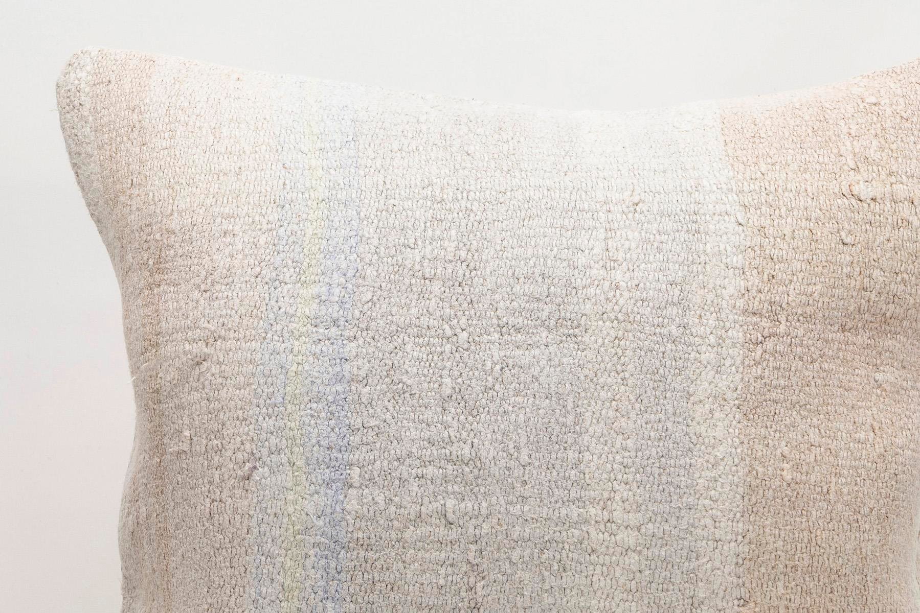 20x20 inches (50x50 cm) Kilim Pillow | KILIM WHOLESALE - Vintage Handmade Pillows - Vintage Handmade Kilim Rugs - It is 100% wool. Artistic and historical rugs. Old handwoven rugs. - Online hand woven rugs and kilim cushions sales. Shipping to a