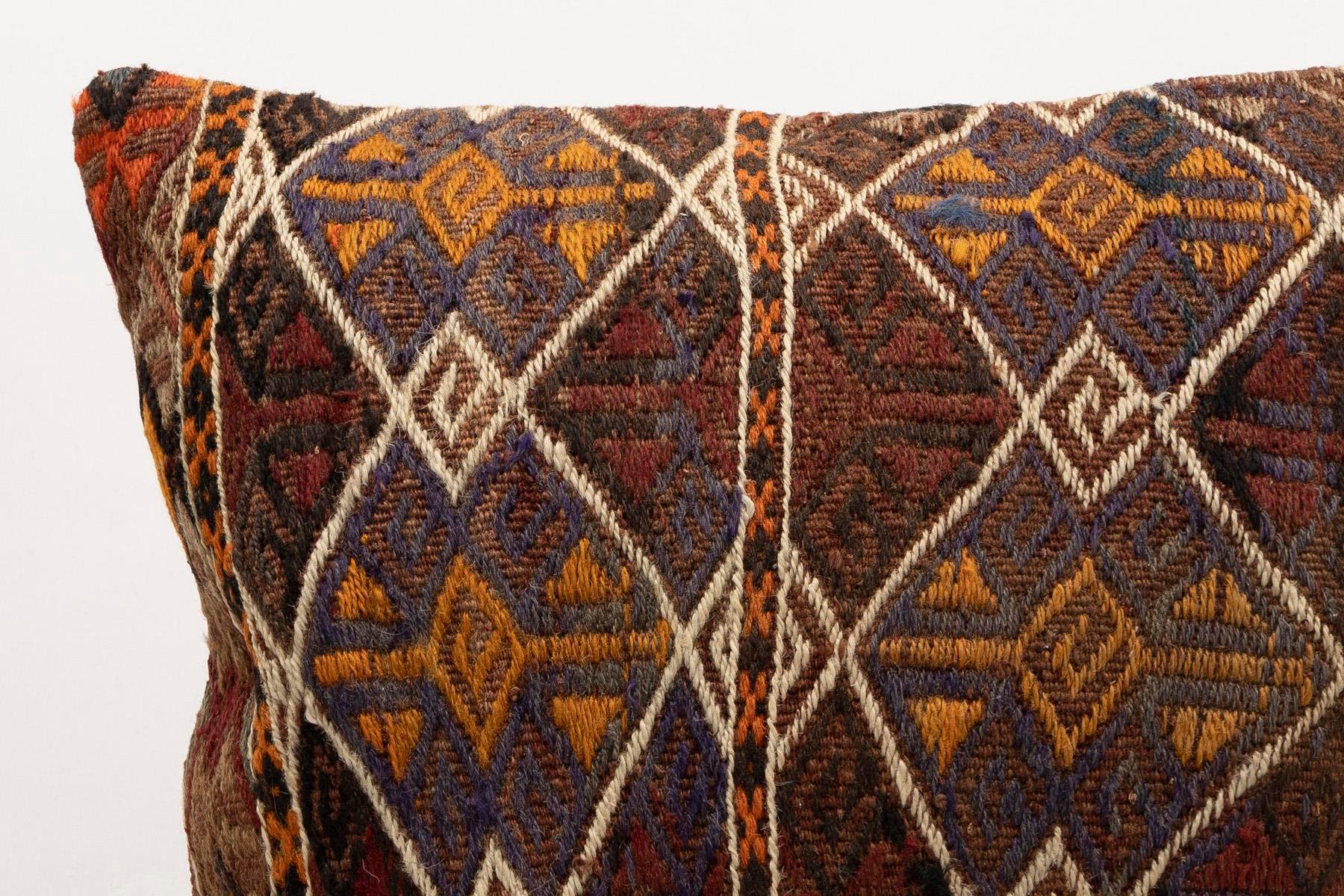 20x20 inches (50x50 cm) Kilim Pillow | KILIM WHOLESALE - Vintage Handmade Pillows - Vintage Handmade Kilim Rugs - It is 100% wool. Artistic and historical rugs. Old handwoven rugs. - Online hand woven rugs and kilim cushions sales. Shipping to a