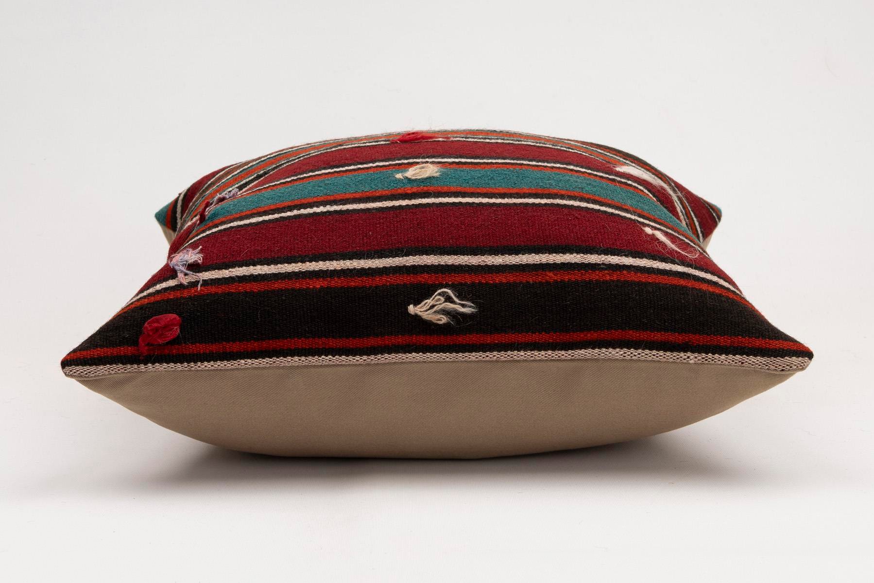 20x20 inches (50x50 cm) Kilim Pillow | KILIM WHOLESALE - Vintage Handmade Pillows - Vintage Handmade Kilim Rugs - It is 100% wool. Artistic and historical rugs. Old handwoven rugs. - Online hand woven rugs and kilim cushions sales. Shipping to a