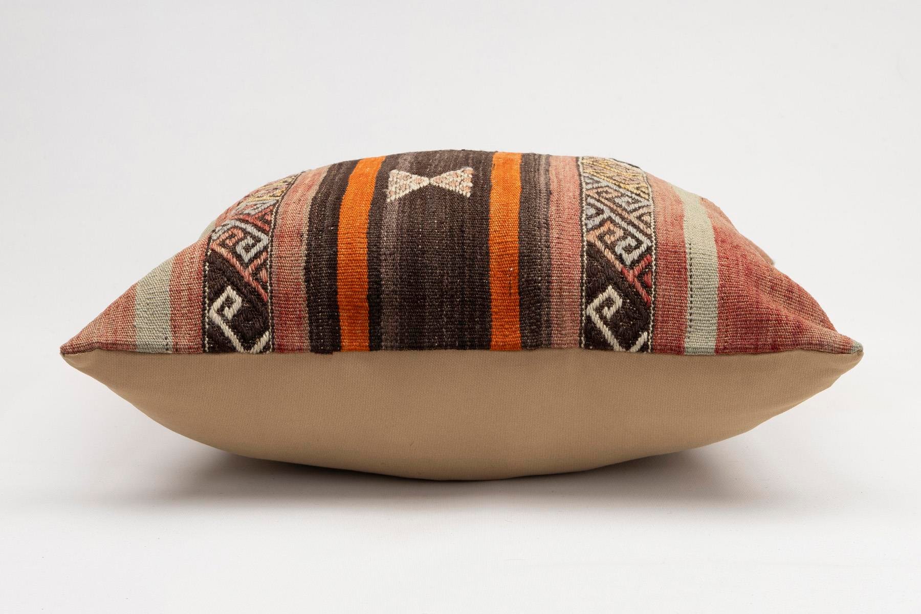 20x20 inches (50x50 cm) Kilim Pillow | KILIM WHOLESALE - Vintage Handmade Pillows - Vintage Handmade Kilim Rugs - It is 100% wool. Artistic and historical rugs. Old handwoven rugs. - Online hand woven rugs and kilim cushions sales. Shipping to a