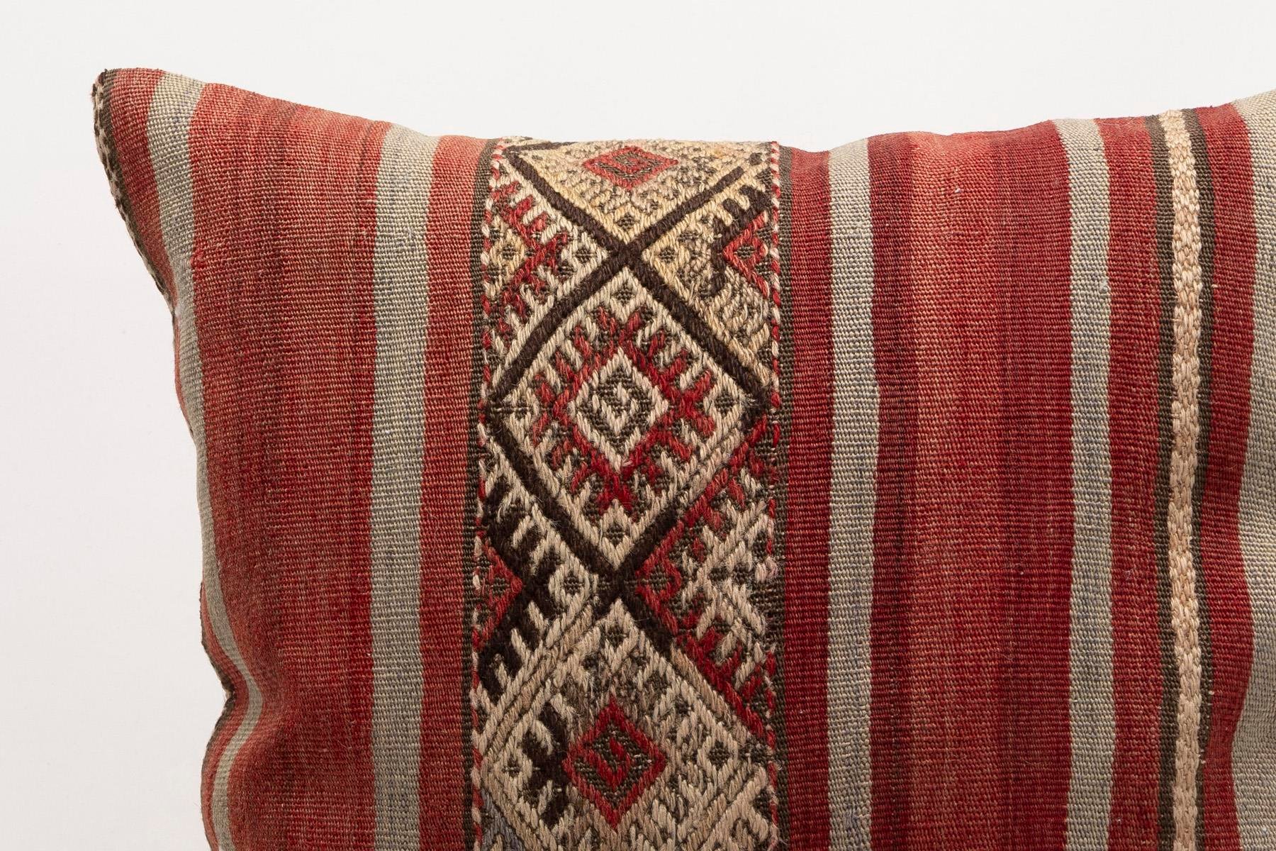 20x20 inches (50x50 cm) Kilim Pillow | KILIM WHOLESALE - Vintage Handmade Pillows - Vintage Handmade Kilim Rugs - It is 100% wool. Artistic and historical rugs. Old handwoven rugs. - Online hand woven rugs and kilim cushions sales. Shipping to a
