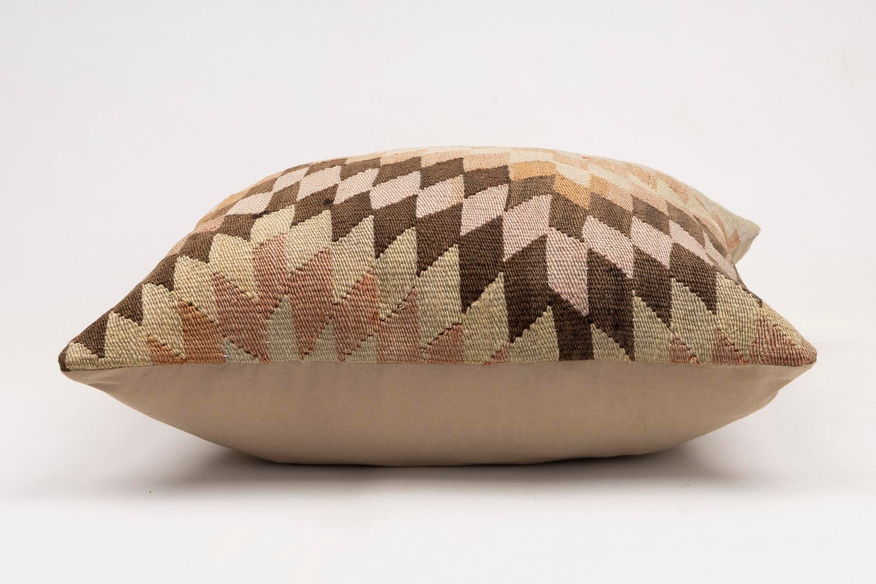 20x20 inches (50x50 cm) Kilim Pillow | KILIM WHOLESALE - Vintage Handmade Pillows - Vintage Handmade Kilim Rugs - It is 100% wool. Artistic and historical rugs. Old handwoven rugs. - Online hand woven rugs and kilim cushions sales. Shipping to a