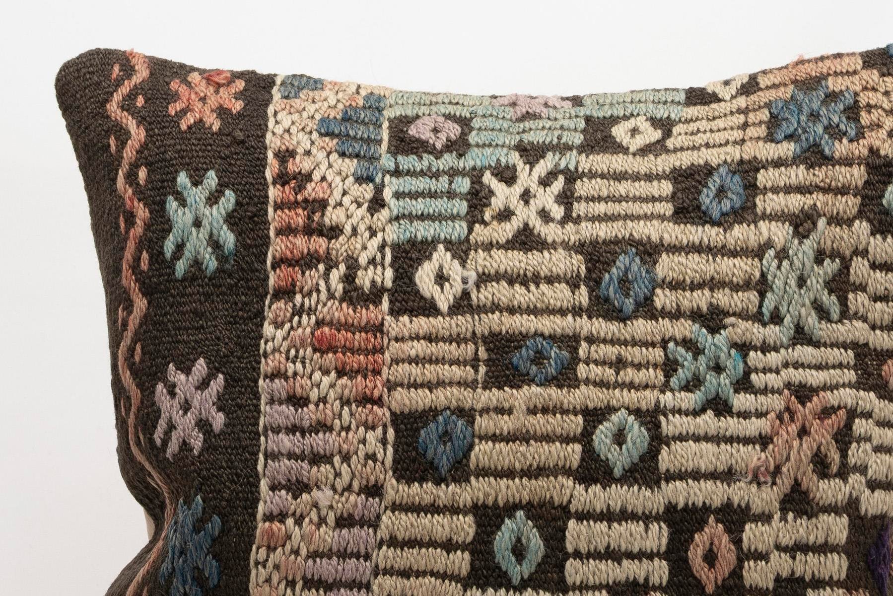20x20 inches (50x50 cm) Kilim Pillow | KILIM WHOLESALE - Vintage Handmade Pillows - Vintage Handmade Kilim Rugs - It is 100% wool. Artistic and historical rugs. Old handwoven rugs. - Online hand woven rugs and kilim cushions sales. Shipping to a