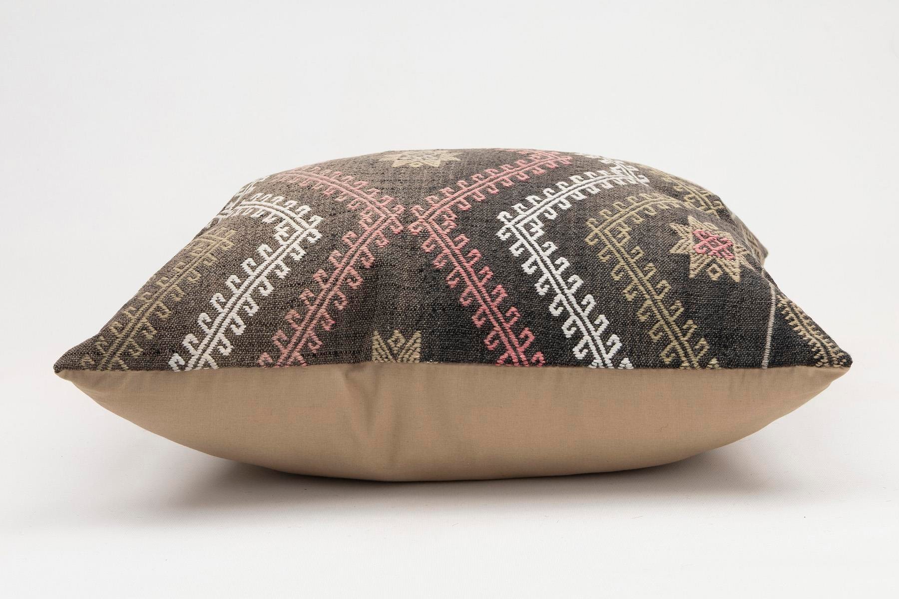 20x20 inches (50x50 cm) Kilim Pillow | KILIM WHOLESALE - Vintage Handmade Pillows - Vintage Handmade Kilim Rugs - It is 100% wool. Artistic and historical rugs. Old handwoven rugs. - Online hand woven rugs and kilim cushions sales. Shipping to a